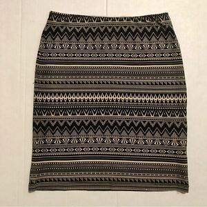 NWOT Tally Weijl Printed Pencil Mini Skirt (XS)
